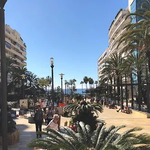 Apartamento Front Apartment-1st Line, Marbella